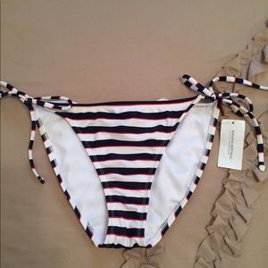 Brand new Size XS Banana Republic Bikini Bottom.